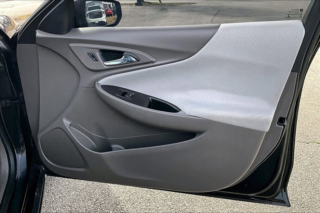 Used 2016 Chevrolet Malibu LS image 23