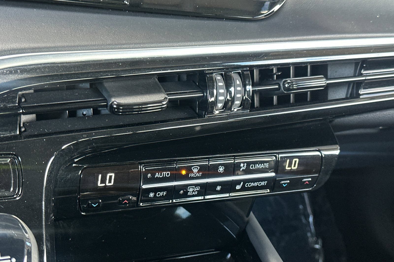 Certified 2023 Toyota Mirai w/ Advanced Technology Package RWD image 23