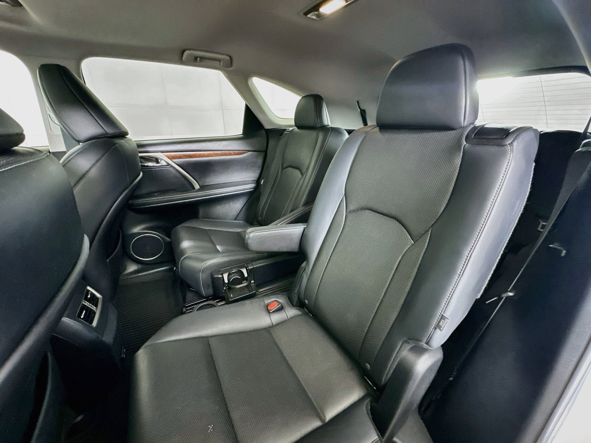 Used 2020 Lexus RX 450hL AWD w/ Premium Package image 29