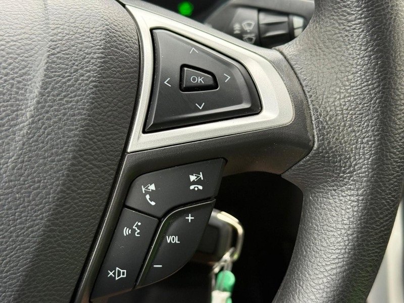 Used 2014 Ford Fusion SE image 16