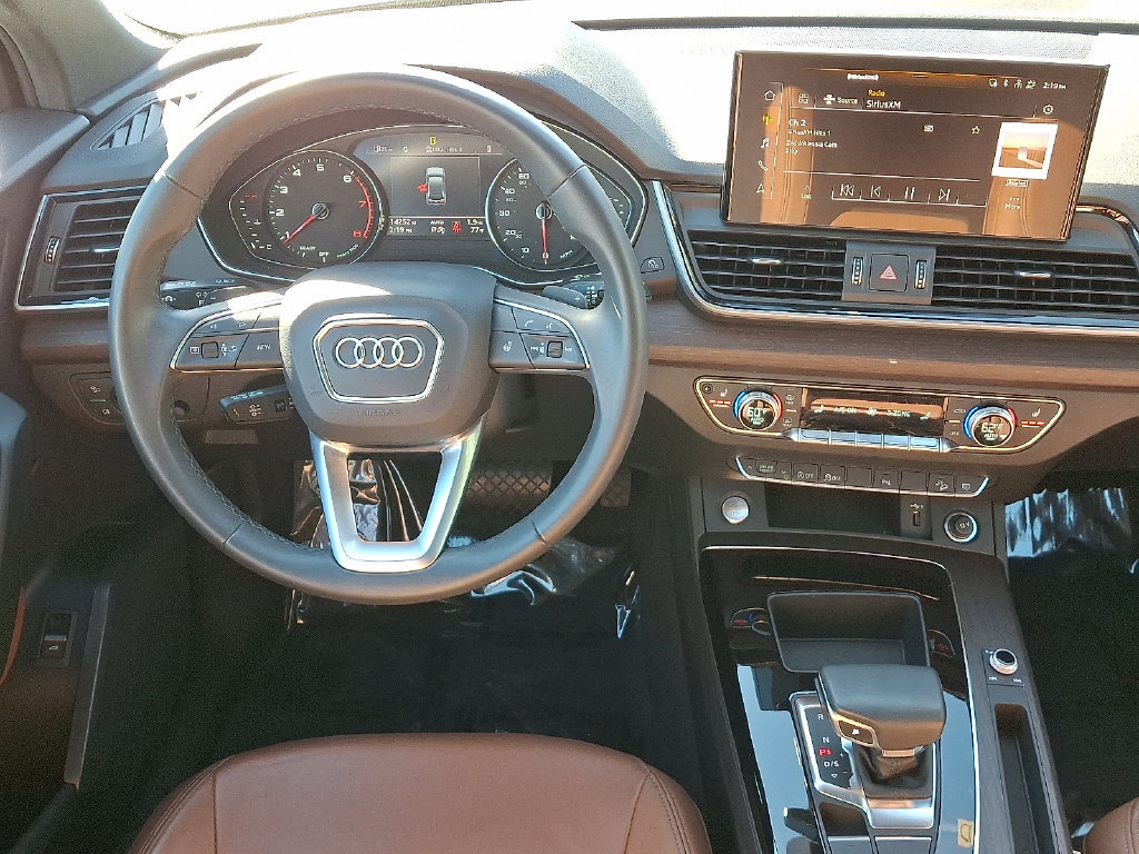 Certified 2023 Audi Q5 2.0T Premium w/ Convenience Package AWD/4WD image 12