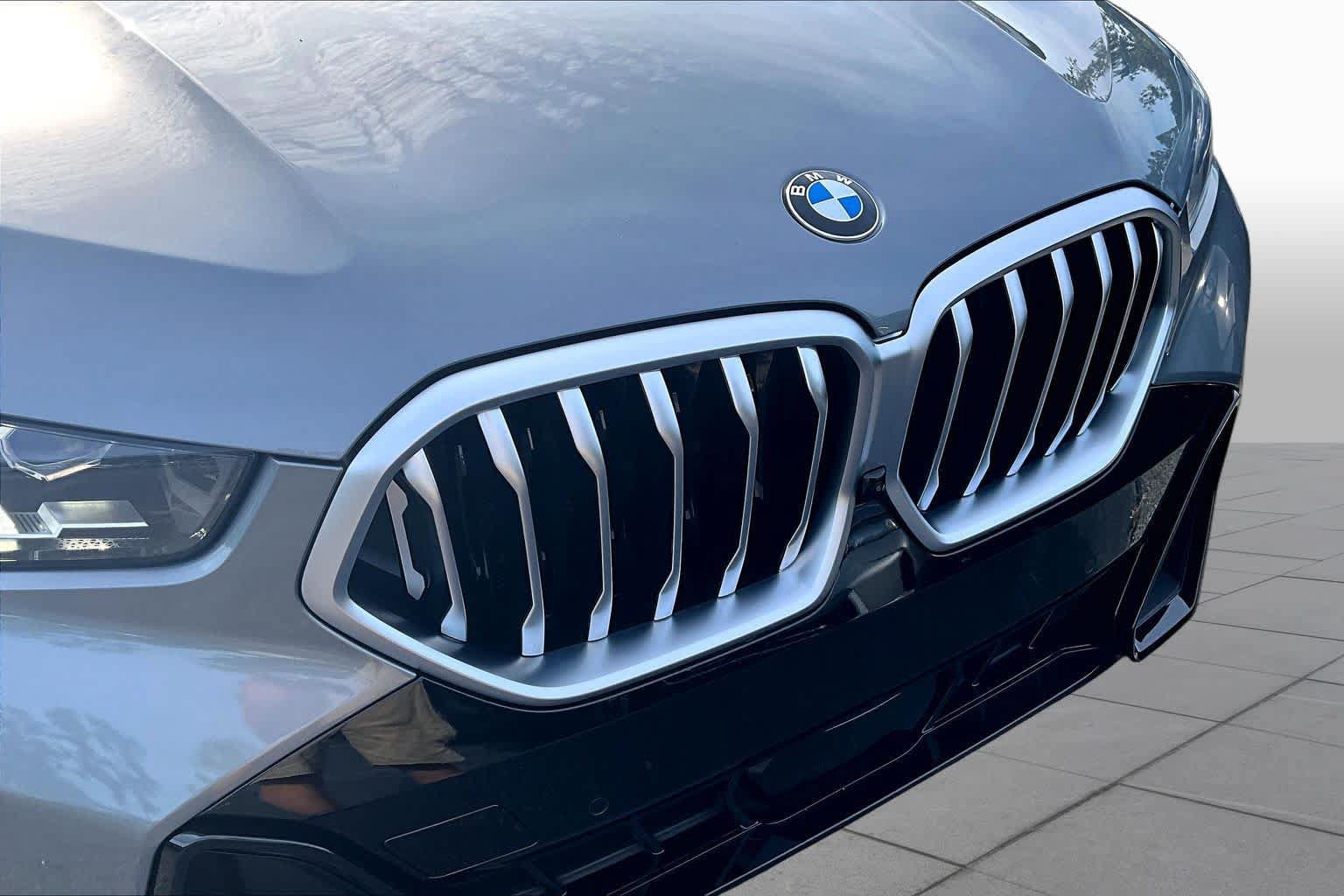 Used 2026 BMW X6 xDrive40i AWD/4WD image 30