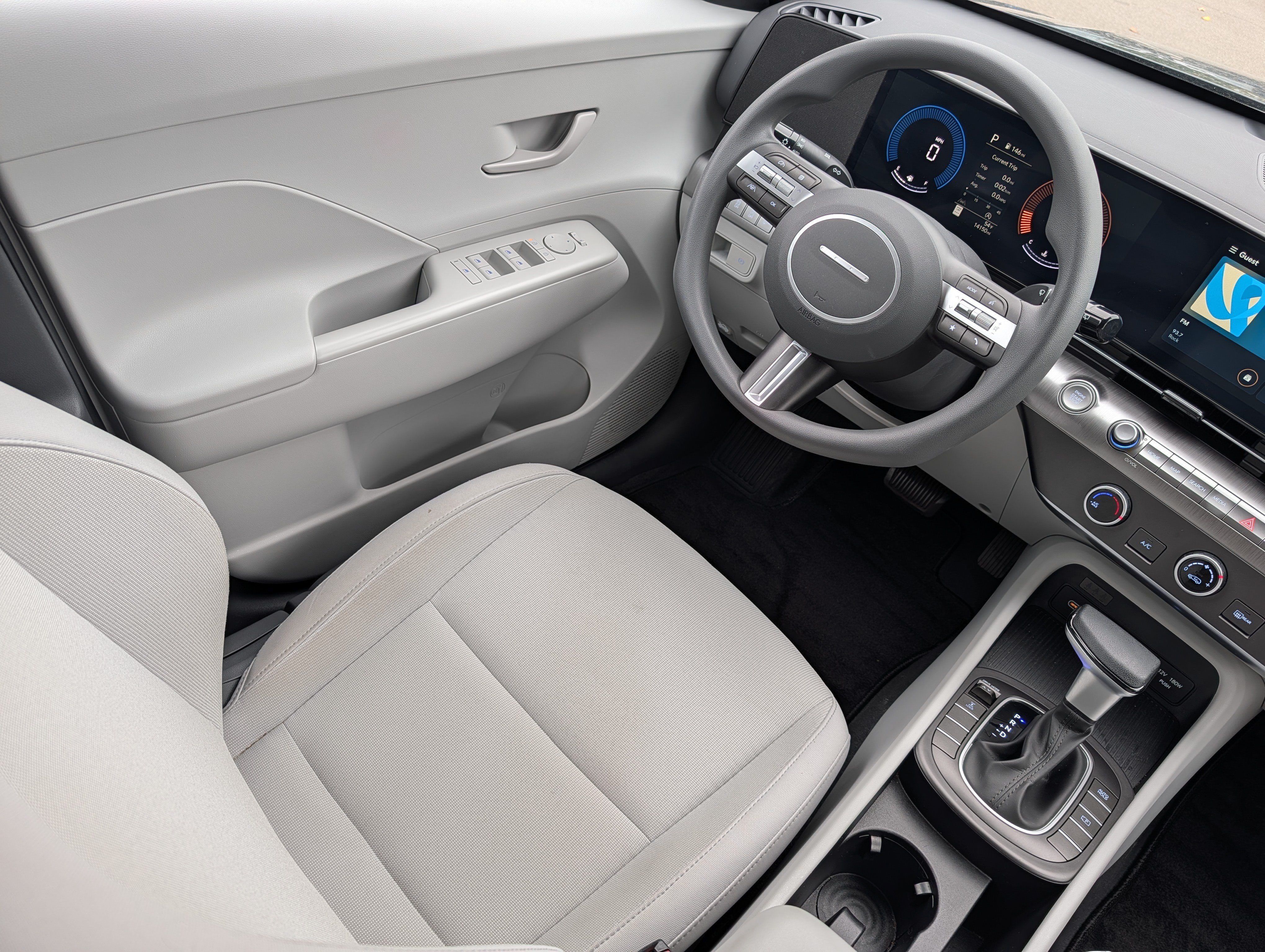 Certified 2024 Hyundai Kona SE AWD/4WD image 9