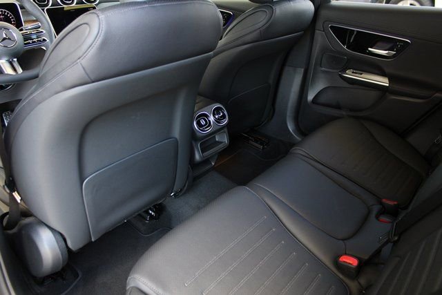 New 2025 Mercedes-Benz GLC 350e 4MATIC image 33