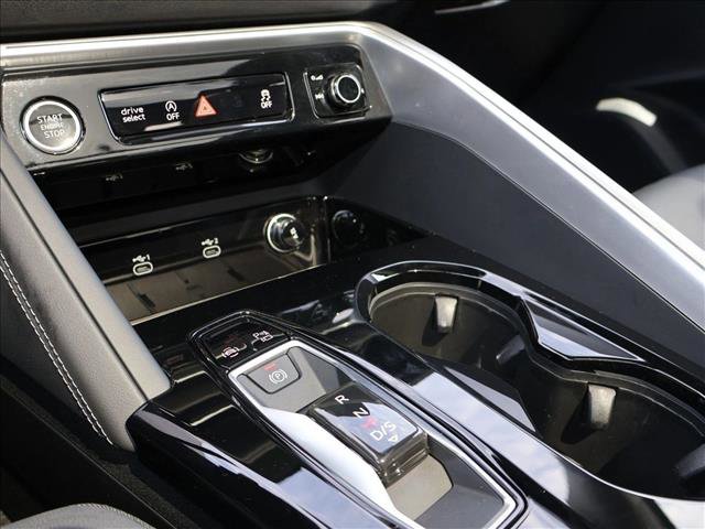 Used 2025 Audi Q5 Premium w/ Premium Plus AWD/4WD image 18
