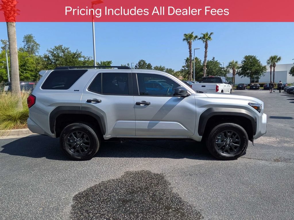 Certified 2025 Toyota 4Runner SR5 AWD/4WD image 4