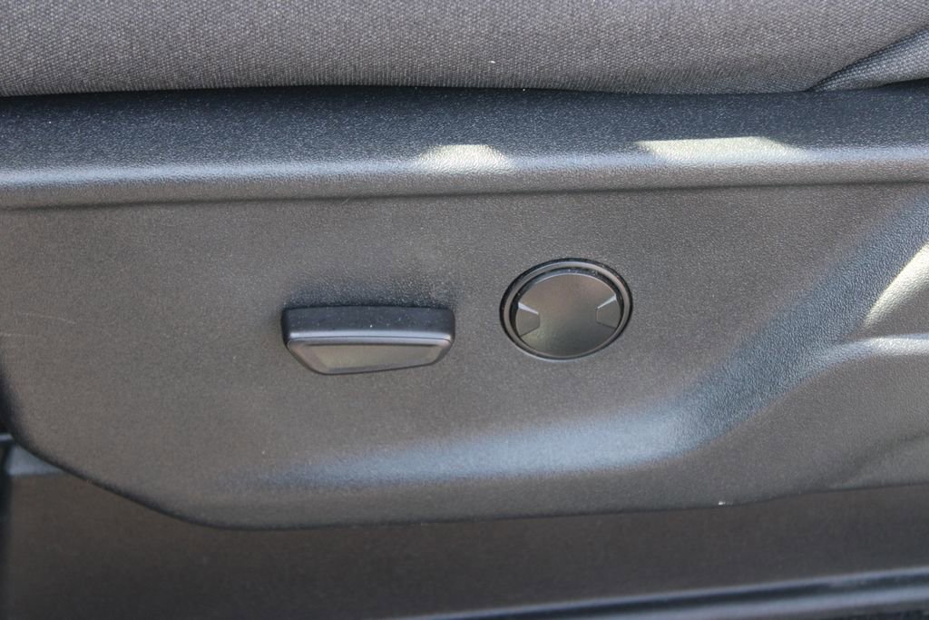 Used 2025 Ford F150 XLT w/ Equipment Group 301A Standard image 22