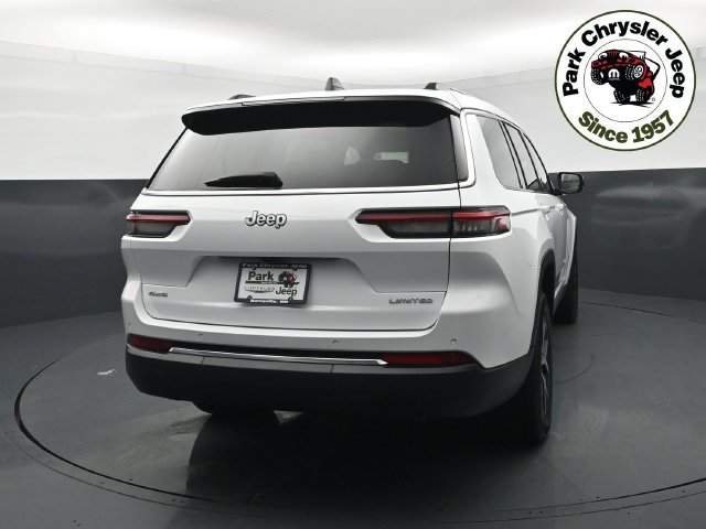 Used 2025 Jeep Grand Cherokee L Limited w/ Trailer Tow Package AWD/4WD image 5