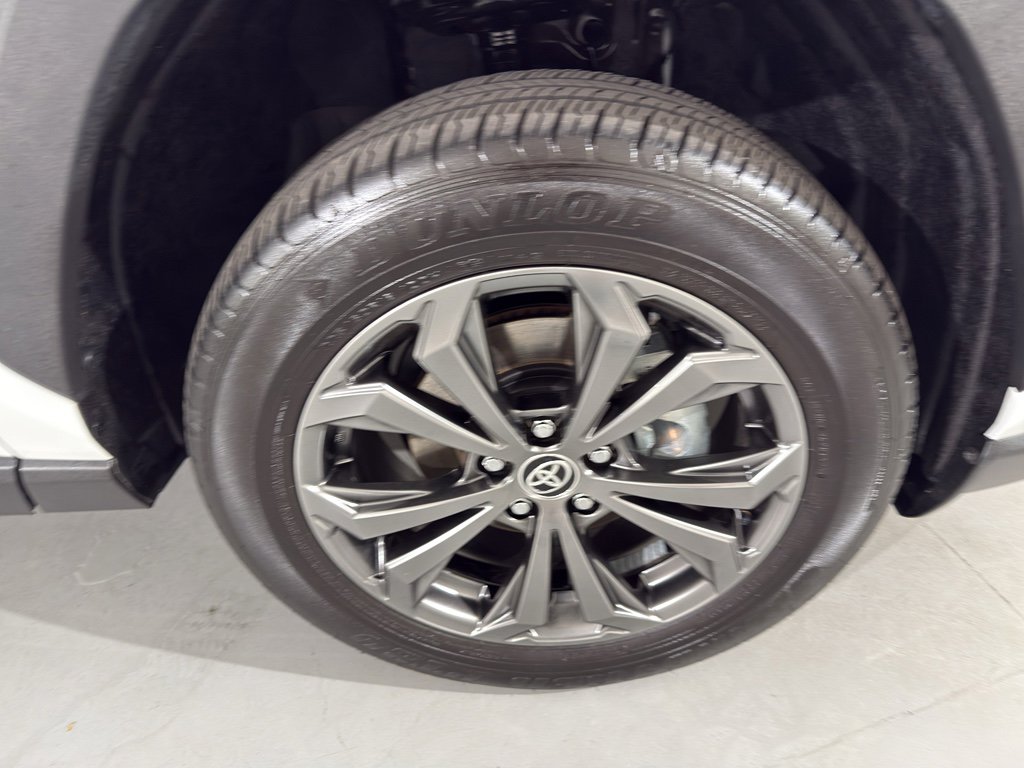 Used 2025 Toyota RAV4 XLE Premium image 14