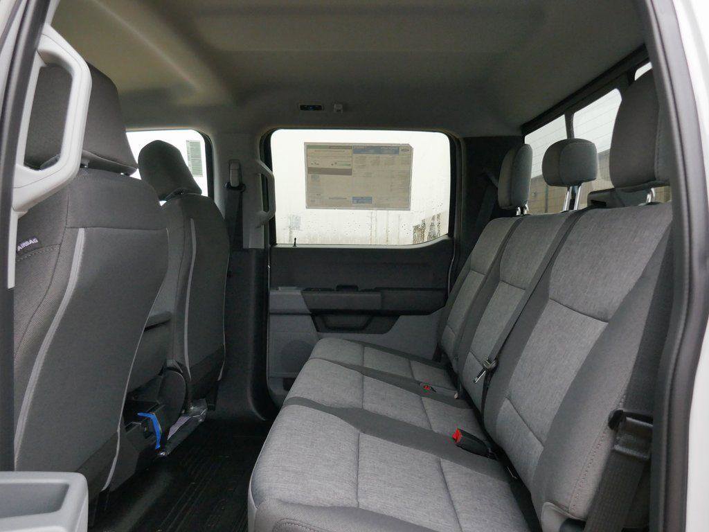 New 2026 Ford F250 XL w/ XL Off-Road Package image 17