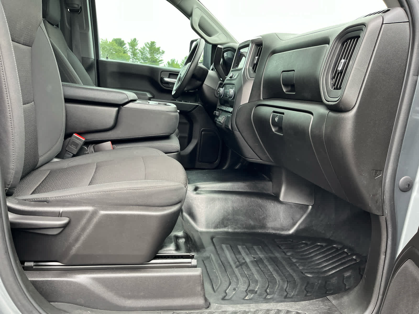 Used 2024 Chevrolet Silverado 3500 W/T AWD/4WD image 31