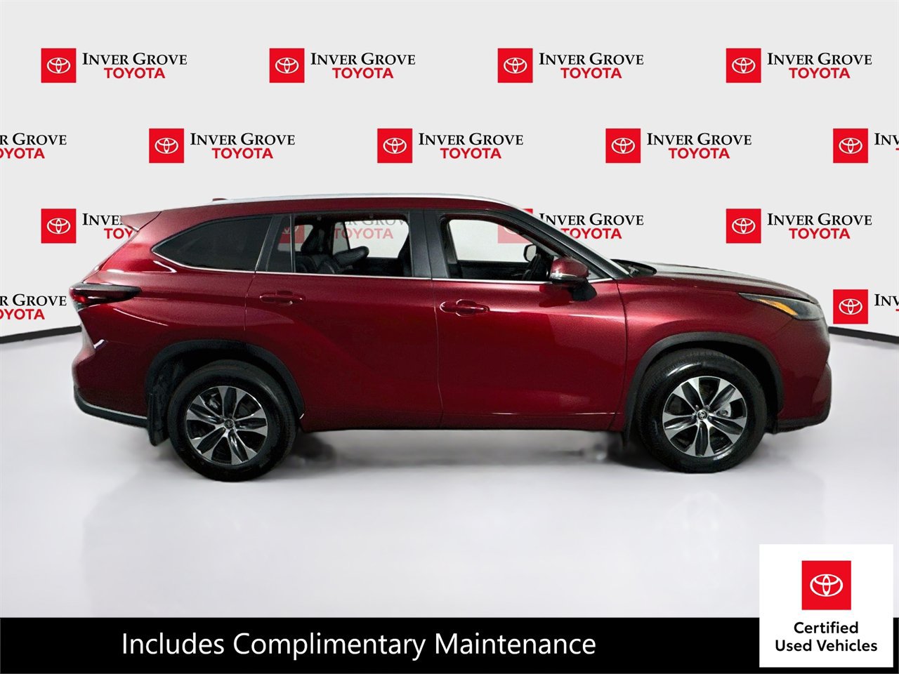 Certified 2026 Toyota Highlander XLE AWD/4WD image 4