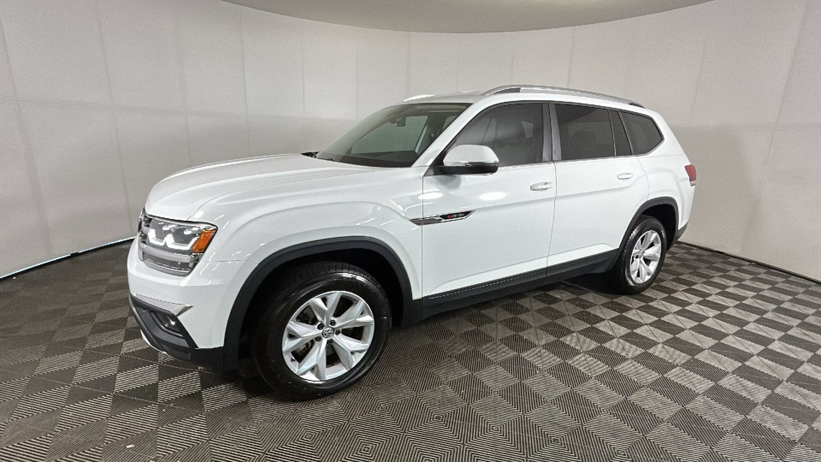 Used 2018 Volkswagen Atlas SE AWD/4WD image 8