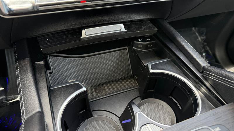 Used 2022 Mercedes-Benz GLE 350 w/ Premium Package image 42