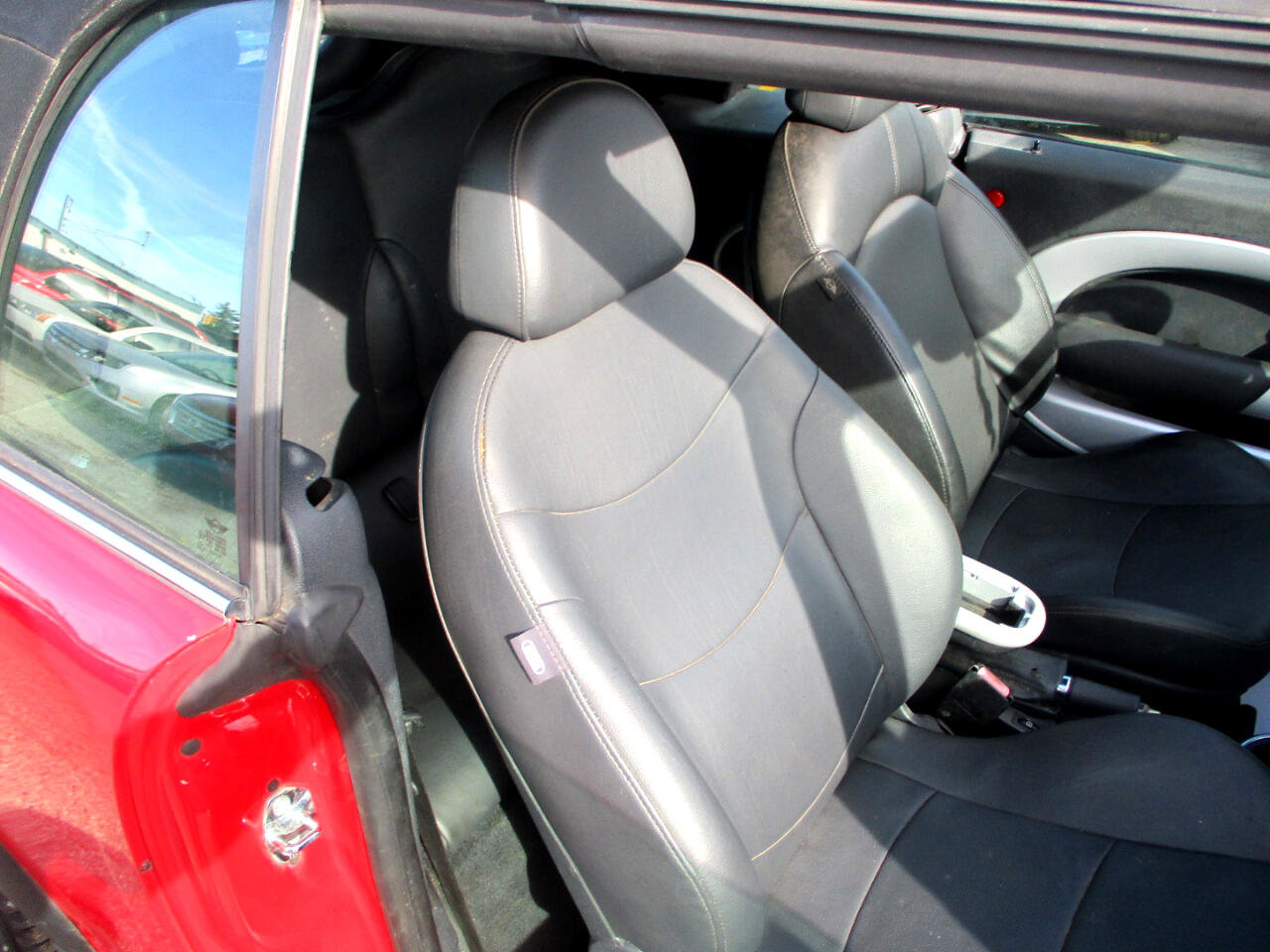 Used 2007 MINI Cooper Convertible image 6