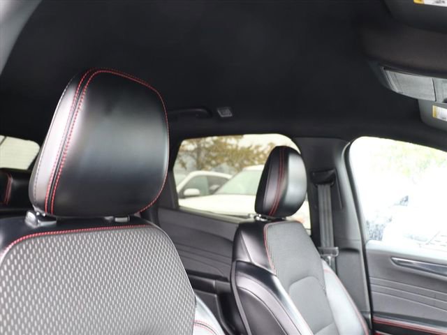 Used 2024 Ford Escape ST-Line w/ Tech Pack #1 image 9