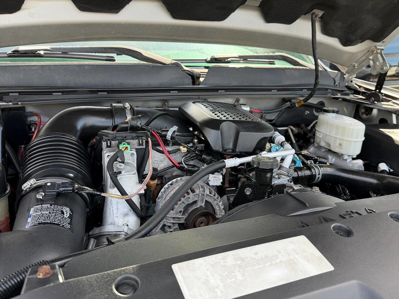 Used 2010 GMC Sierra 2500 SLE w/ Suspension Package, Off-Road image 39