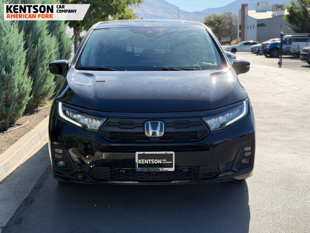 Used 2025 Honda Odyssey EX-L image 2