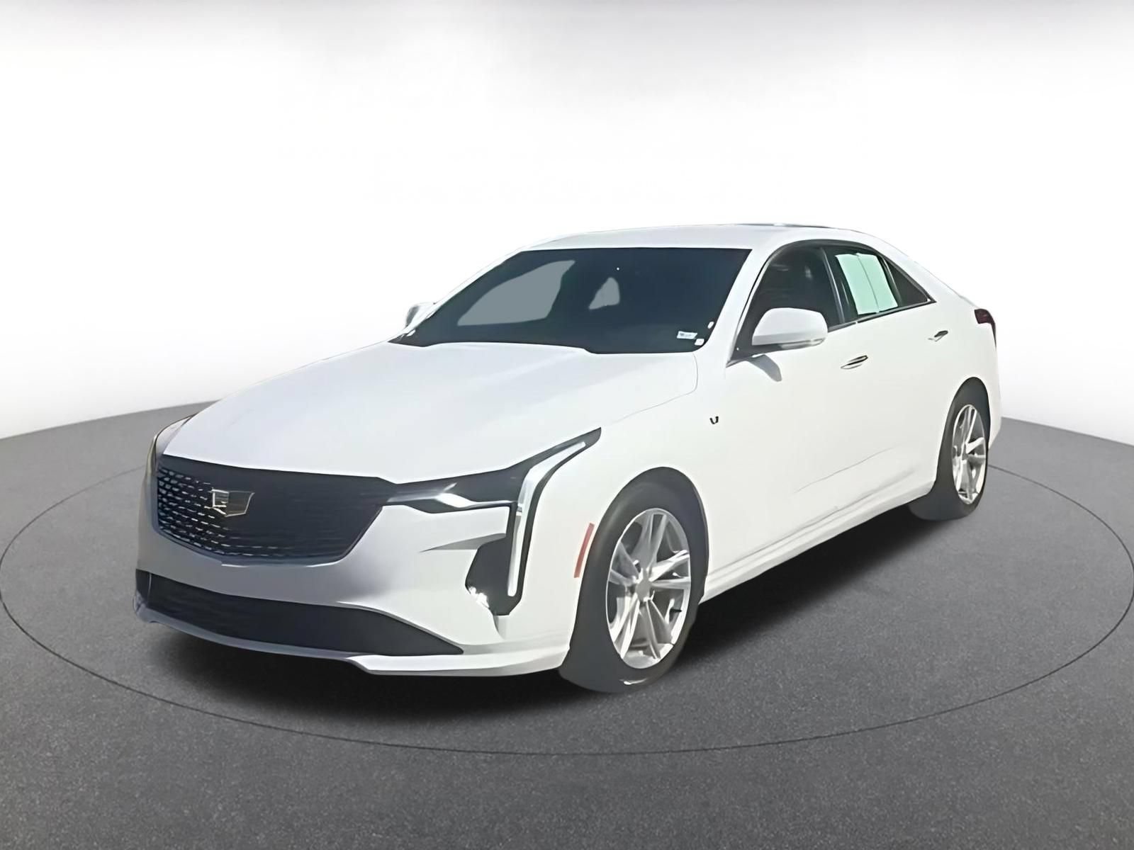 Used 2026 Cadillac CT4 Luxury RWD image 6
