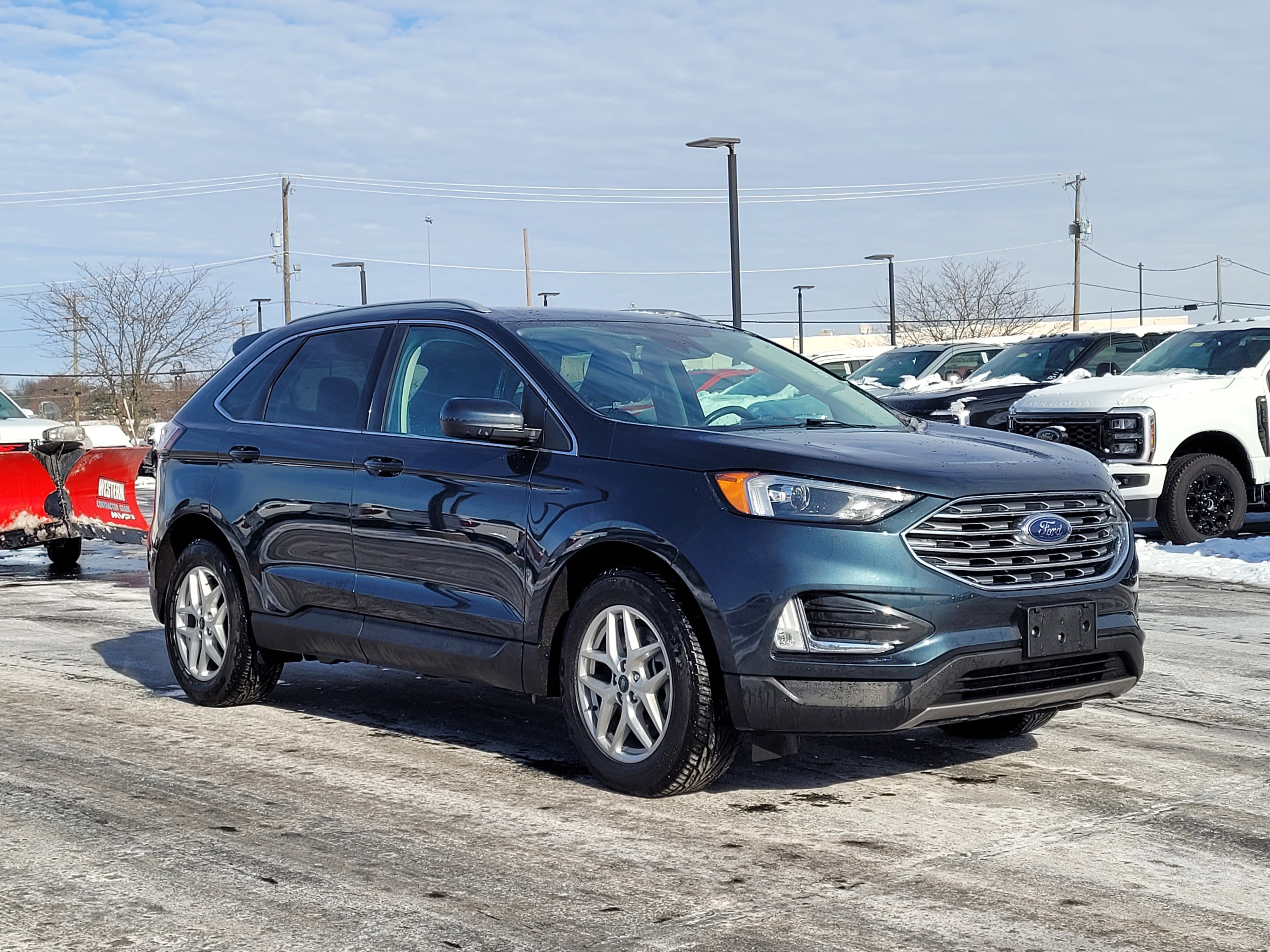 Certified 2022 Ford Edge SEL w/ Convenience Package image 1