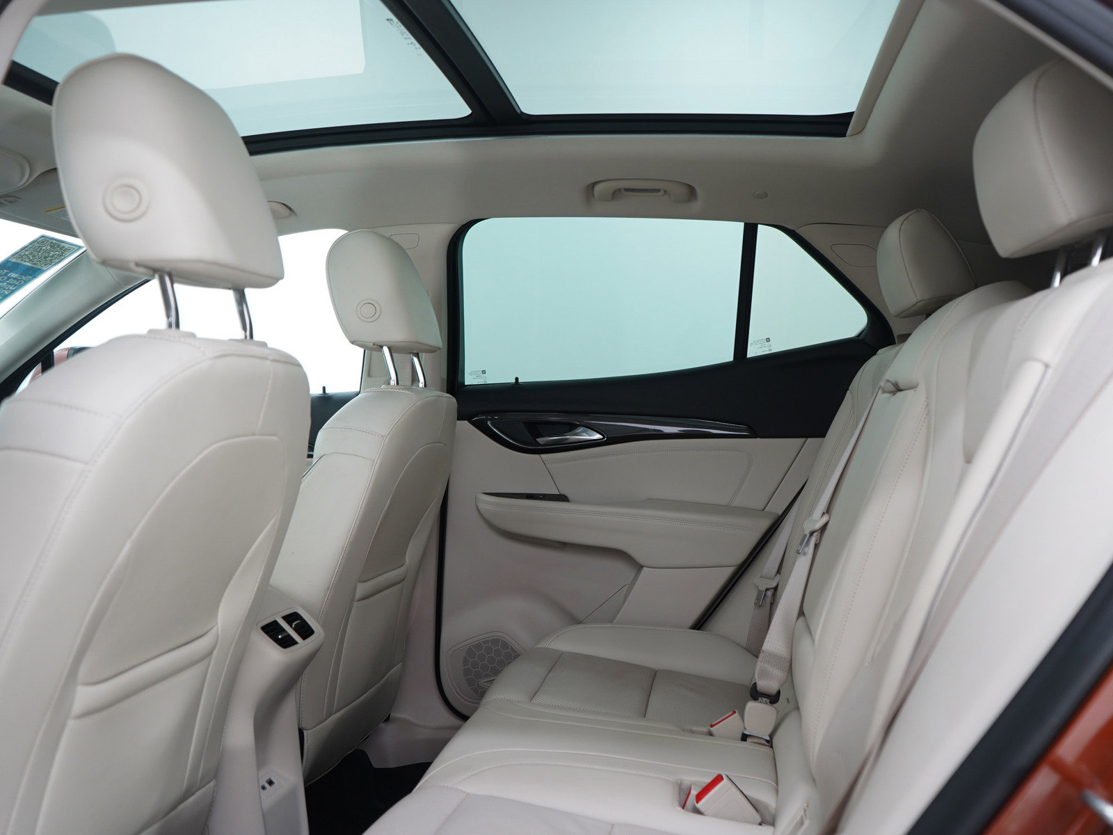 Used 2022 Buick Envision Essence w/ Technology Package I image 18