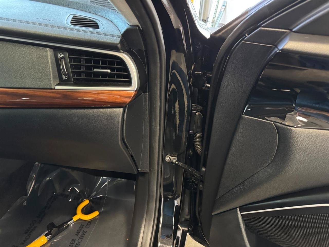 Used 2019 Kia Cadenza Premium FWD image 26
