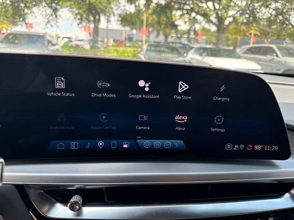 New 2025 Cadillac Lyriq Sport w/ Nappa Leather Package image 23