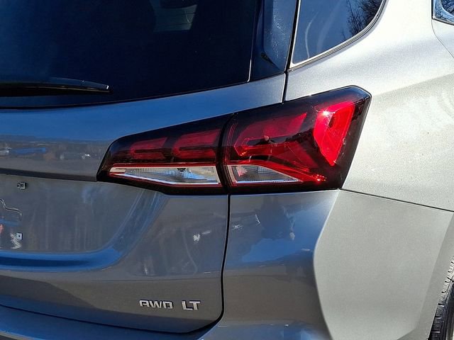 Used 2024 Chevrolet Equinox LT AWD/4WD image 12