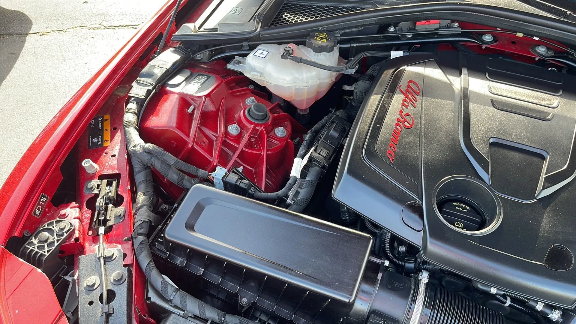 Used 2019 Alfa Romeo Giulia w/ Quick Order Package 22K Sport image 30