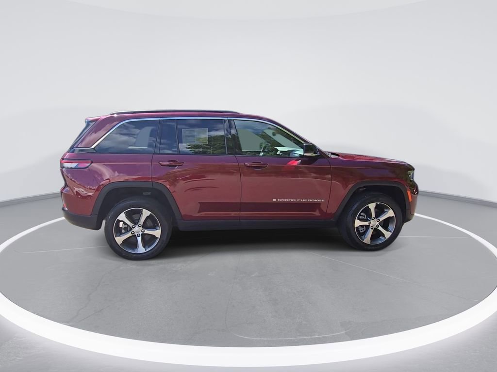 New 2024 Jeep Grand Cherokee Limited 4xe image 9