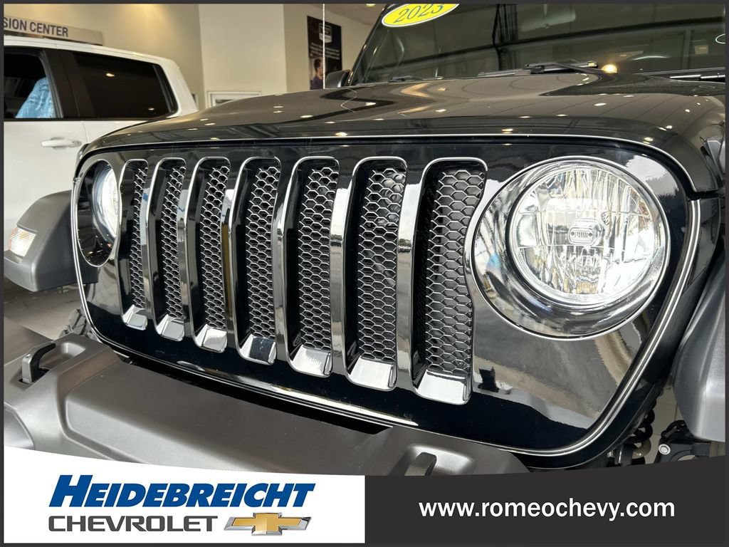 Used 2023 Jeep Wrangler Sport AWD/4WD image 46