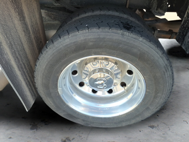 Used 2025 RAM 5500 Tradesman w/ Chrome Appearance Group AWD/4WD image 8