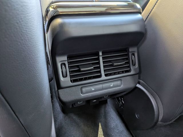 Used 2026 Land Rover Range Rover Evoque Dynamic SE image 13