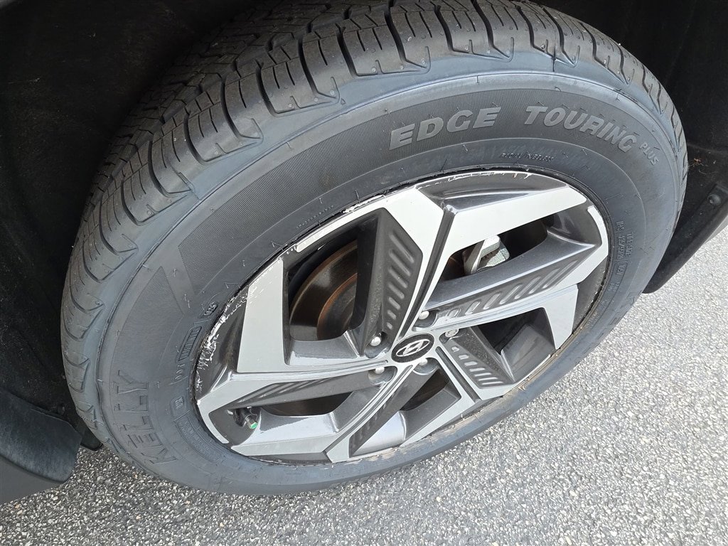 Used 2022 Hyundai Tucson Limited w/ Cargo Package FWD image 18