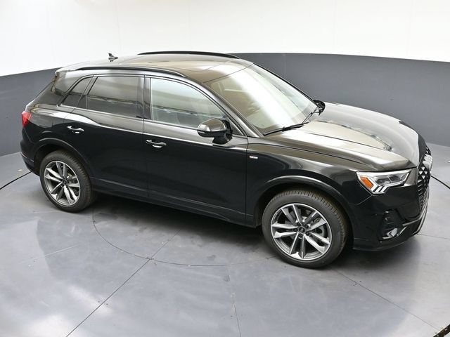 Used 2024 Audi Q3 2.0T Premium w/ Convenience Package AWD/4WD image 44