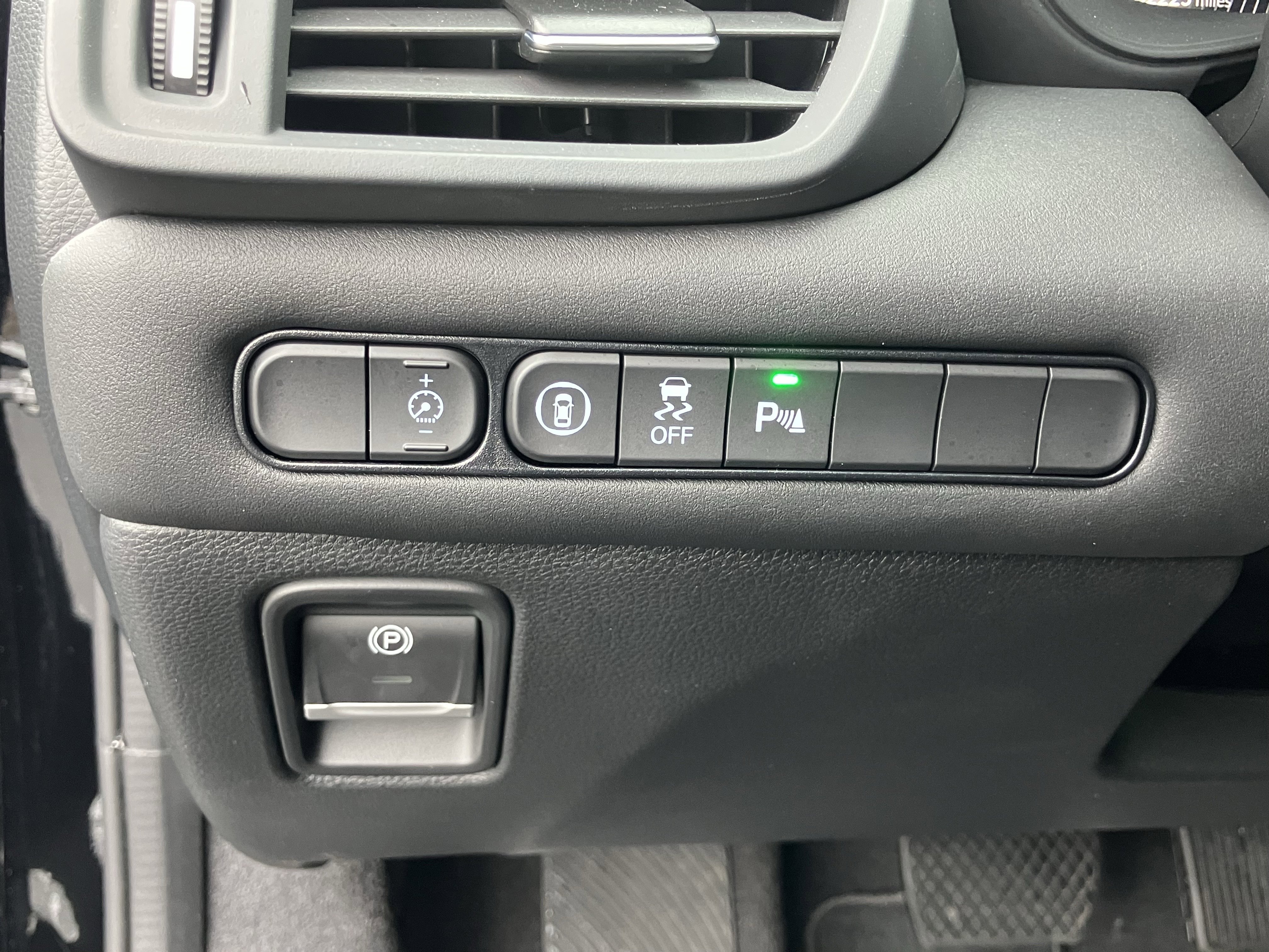 Used 2025 Acura TLX w/ Technology Package image 19