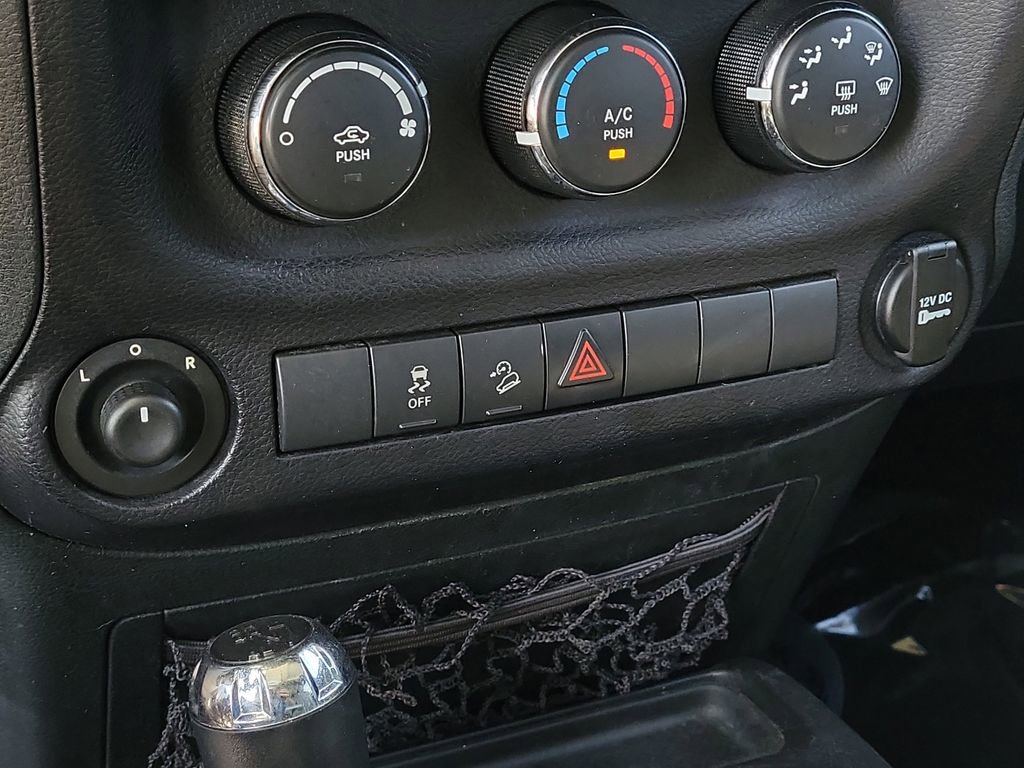 Used 2015 Jeep Wrangler Unlimited Sport w/ Quick Order Package 24S image 24