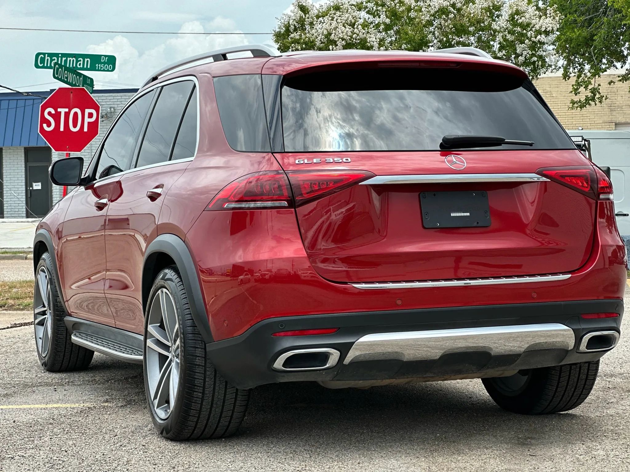 Used 2021 Mercedes-Benz GLE 350 image 4