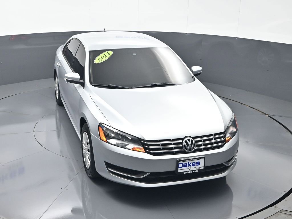Used 2014 Volkswagen Passat 1.8T S image 40