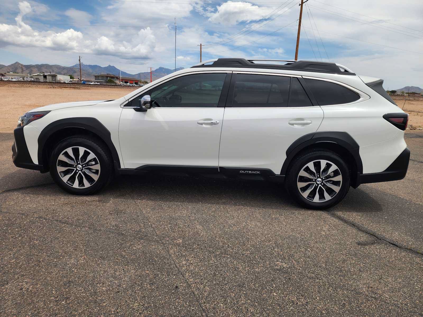 Used 2024 Subaru Outback Touring XT AWD/4WD image 7