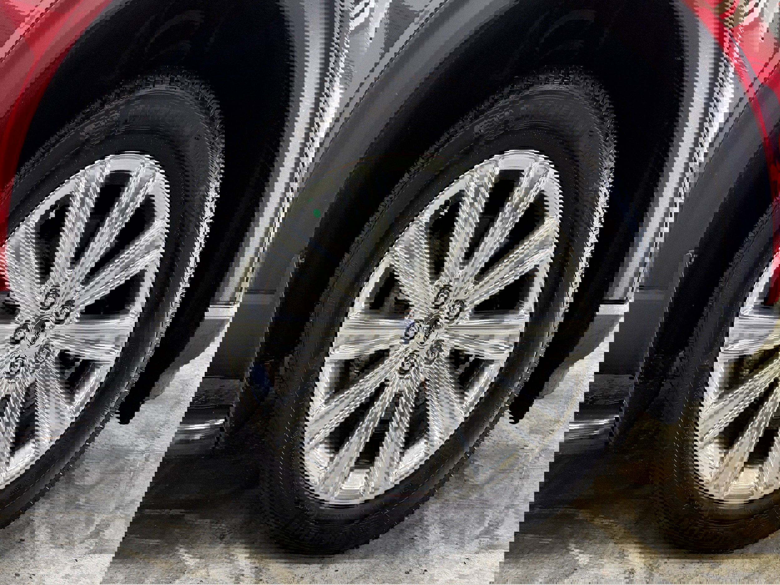 Used 2021 Ford Explorer Limited w/ Class III Trailer Tow Package image 30