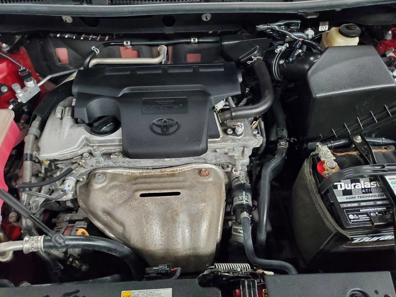 Used 2018 Toyota RAV4 XLE image 4