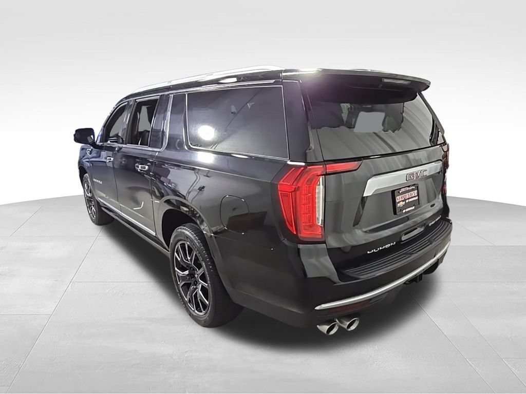 Used 2021 GMC Yukon XL Denali w/ Denali Ultimate Package AWD/4WD image 10