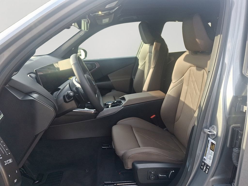 Certified 2025 BMW X3 xDrive30i w/ Convenience Package image 13