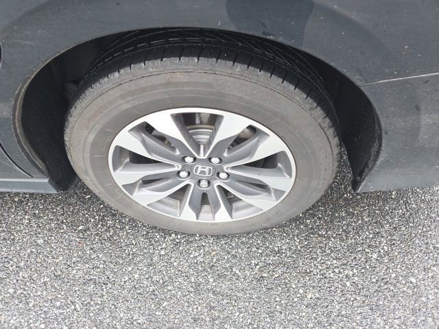 Used 2024 Honda Odyssey EX-L image 12