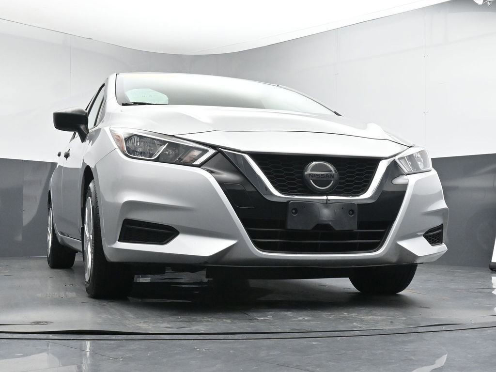 Used 2021 Nissan Versa S image 33