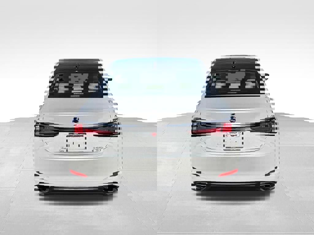 Used 2024 Lexus ES 350 Ultra Luxury w/ Accessory Package (Z1) image 4