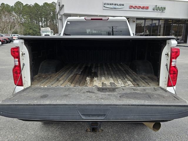 Used 2022 Chevrolet Silverado 2500 Custom w/ Custom Value Package image 6