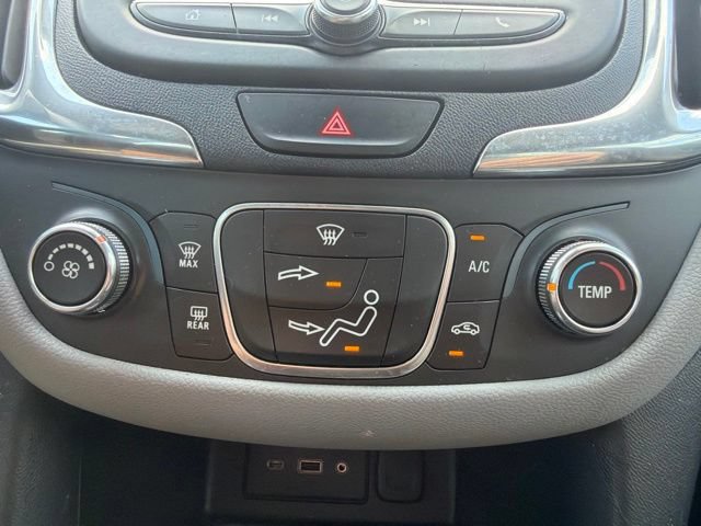 Used 2020 Chevrolet Equinox LS FWD image 25