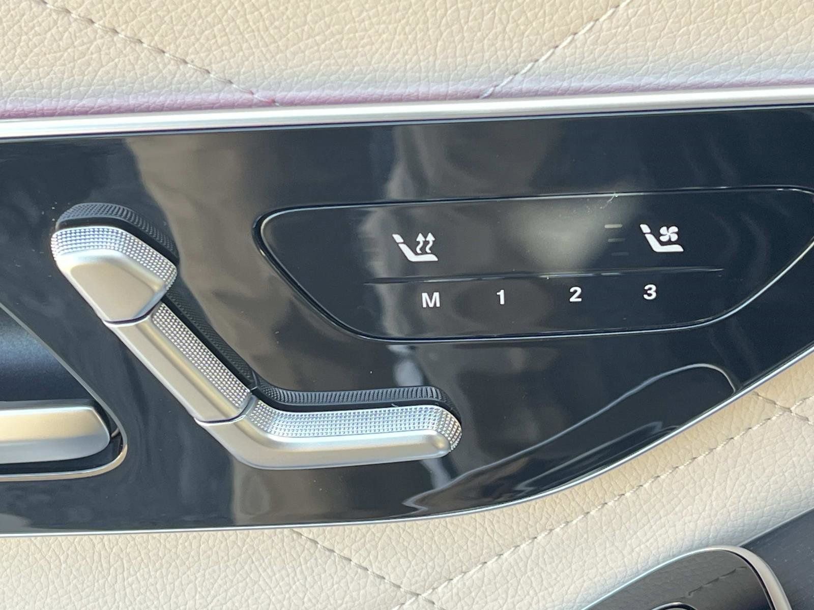 Used 2025 Mercedes-Benz S 580e 4MATIC Sedan image 16